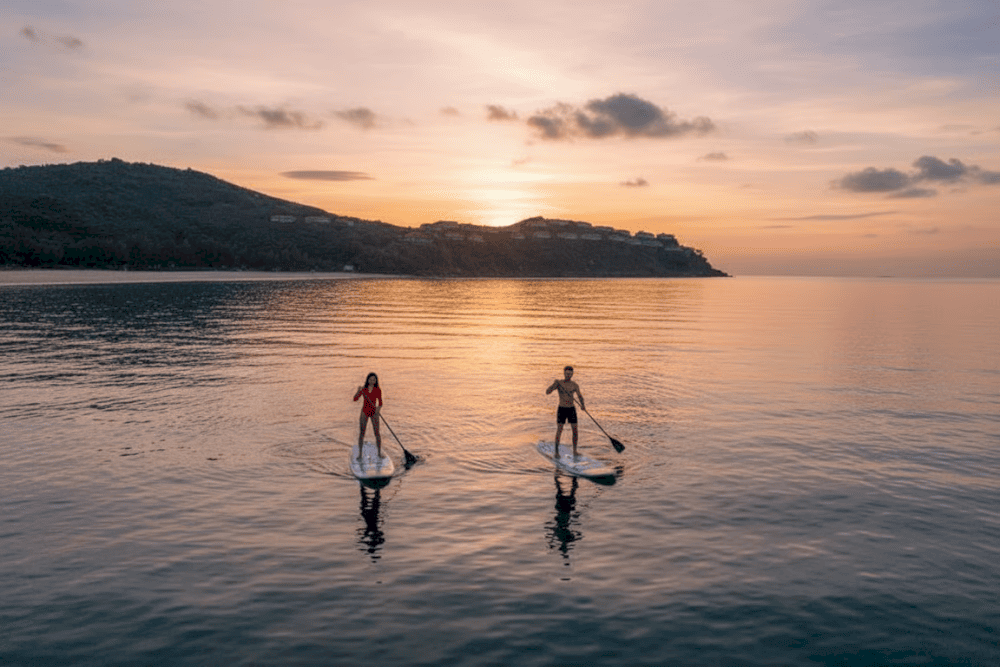 Several beachside vendors and hotels in Lang Co offer services like jet-skiing, banana boat rides, kayaking, and stand-up paddleboarding